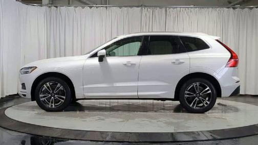 2020 Volvo XC60 T6 Momentum