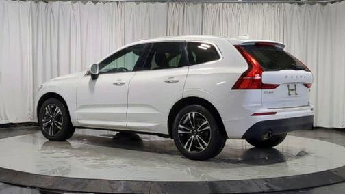 2020 Volvo XC60 T6 Momentum