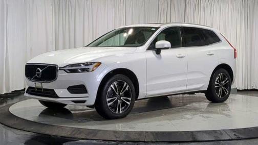 2020 Volvo XC60 T6 Momentum