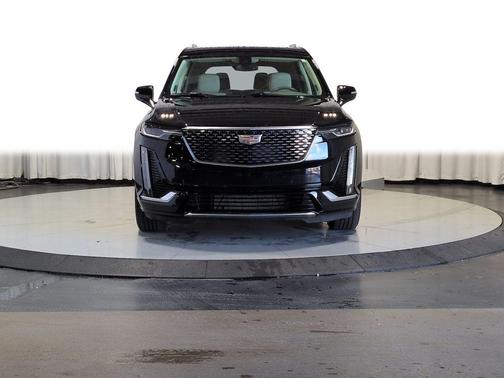 Stellar Black Metallic 2023 Cadillac XT6 Premium Luxury AWD