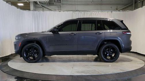 2024 Jeep Grand Cherokee Altitude
