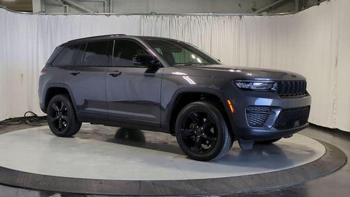 2024 Jeep Grand Cherokee Altitude