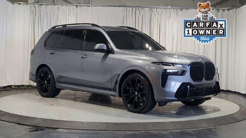 Skyscraper Grey Metallic 2023 BMW X7 xDrive40i