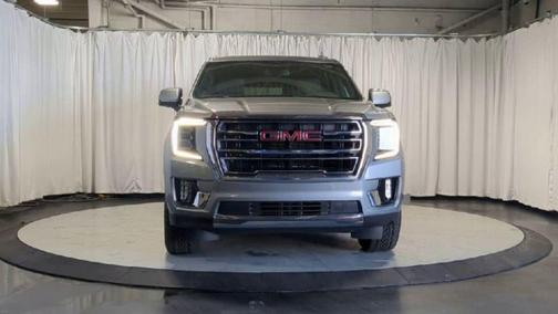 Sterling Metallic 2023 GMC Yukon XL SLT