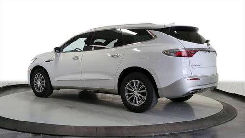 2022 Buick Enclave AWD Essence