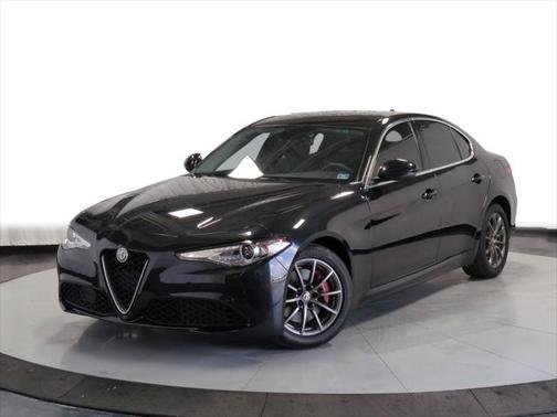 2018 Alfa Romeo Giulia Base