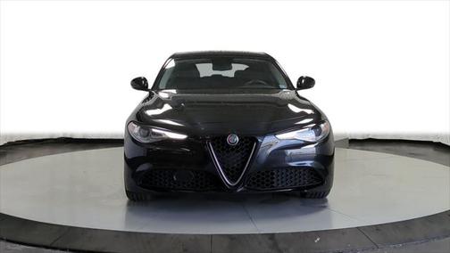 2018 Alfa Romeo Giulia Base