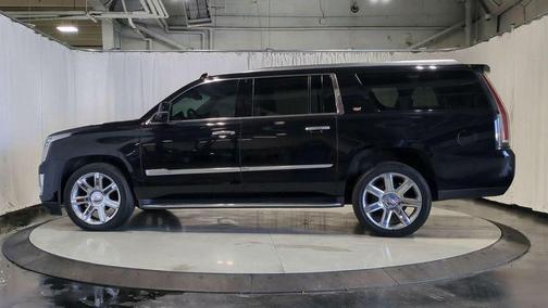 2020 Cadillac Escalade ESV Luxury
