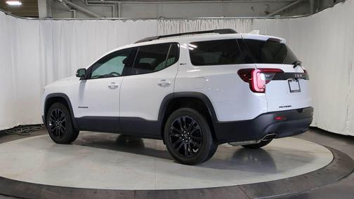 2023 GMC Acadia FWD SLT
