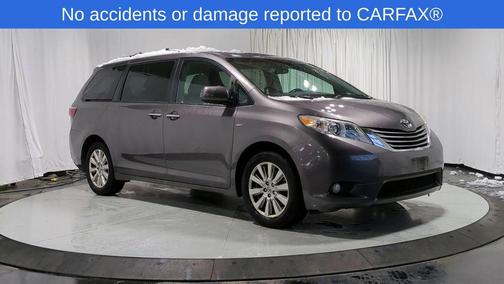 2017 Toyota Sienna XLE