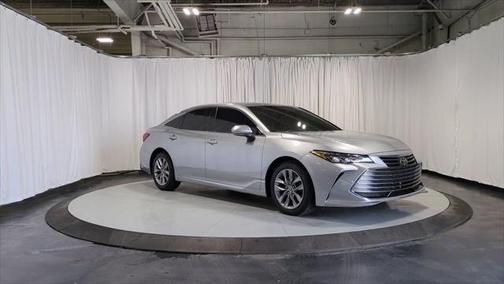 2019 Toyota Avalon XLE