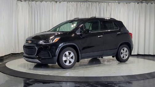 Mosaic Black Metallic 2020 Chevrolet Trax LT