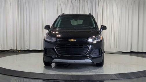 Mosaic Black Metallic 2020 Chevrolet Trax LT