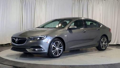 Smoked Pearl Metallic 2018 Buick Regal Sportback Essence