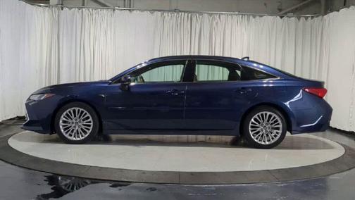 Parisian Night Pearl 2020 Toyota Avalon Limited