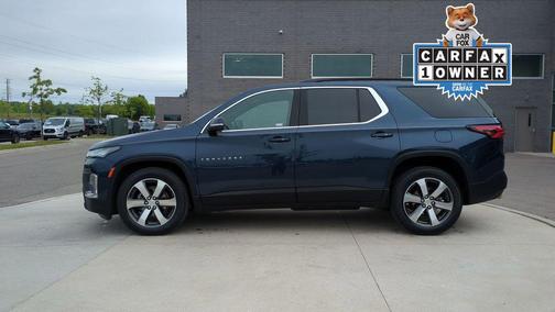 2022 Chevrolet Traverse LT Leather