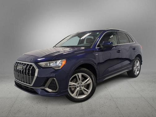 2021 Audi Q3 45 S line Premium