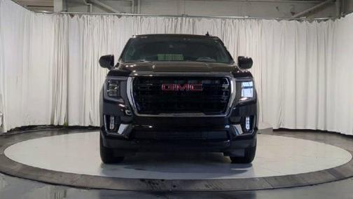 2023 GMC Yukon SLE