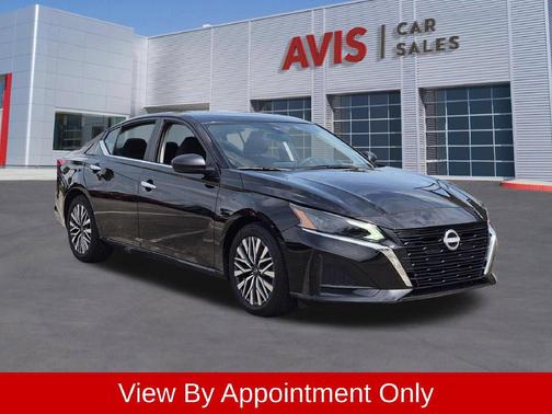 Super Black 2025 Nissan Altima 2.5 SV