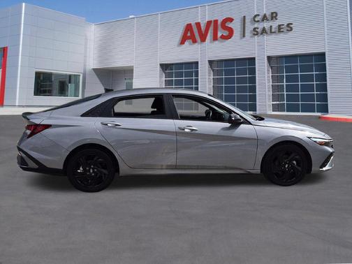 Fluid Metal 2026 Hyundai ELANTRA Sport