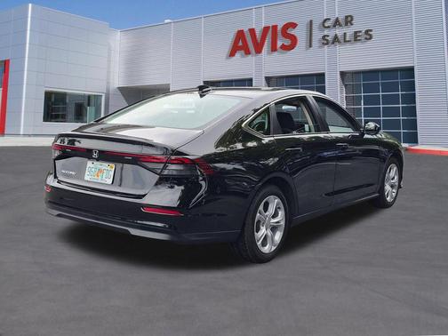 Crystal Black Pearl 2025 Honda Accord LX 1.5T