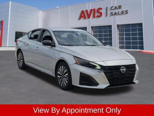 Brilliant Silver Metallic 2025 Nissan Altima 2.5 SV