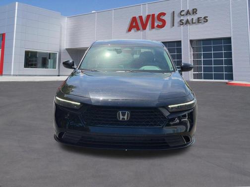 Crystal Black Pearl 2025 Honda Accord SE