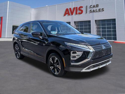 Labrador Black Pearl 2025 Mitsubishi Eclipse Cross SE