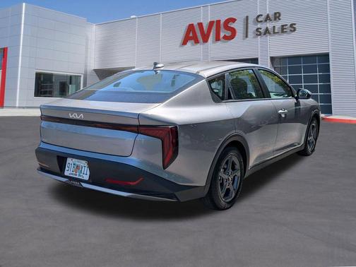 Steel Gray 2025 Kia K4 LXS