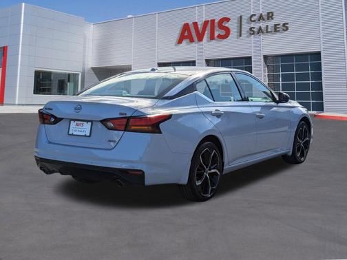 2025 Nissan Altima SR AWD