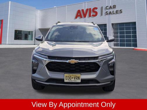 Sterling Gray Metallic 2025 Chevrolet Trax LT
