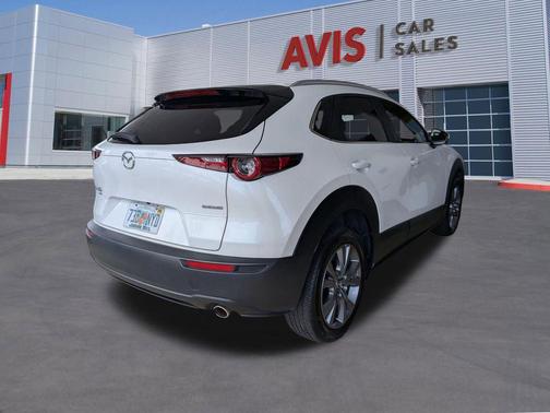 Snowflake White Pearl 2025 Mazda CX-30 2.5 S Preferred Package