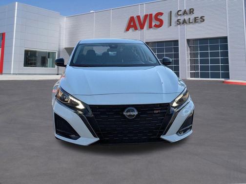 2025 Nissan Altima SR FWD