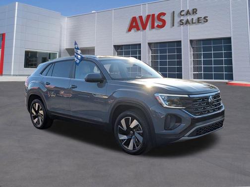 2025 Volkswagen Atlas Cross Sport 2.0T SE w/Technology