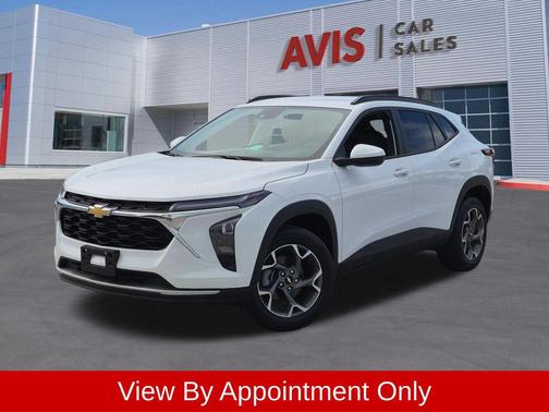 Summit White 2025 Chevrolet Trax LT