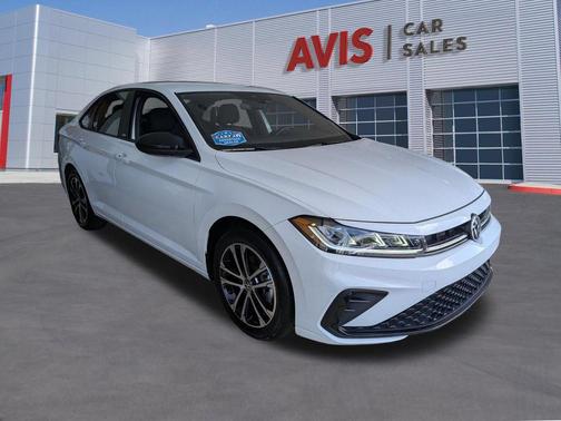 Pure White 2025 Volkswagen Jetta 1.5T Sport
