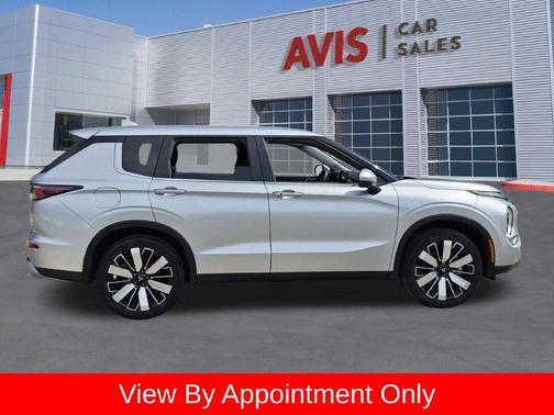 Alloy Silver Metallic 2025 Mitsubishi Outlander SE S-AWC