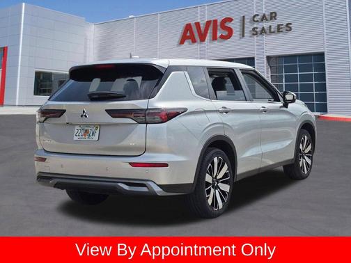 Alloy Silver Metallic 2025 Mitsubishi Outlander SE S-AWC