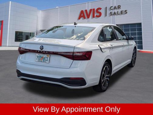 Pure White 2025 Volkswagen Jetta 1.5T Sport
