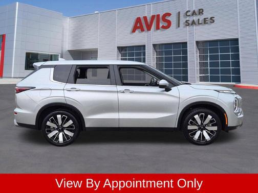 Alloy Silver Metallic 2025 Mitsubishi Outlander SE S-AWC