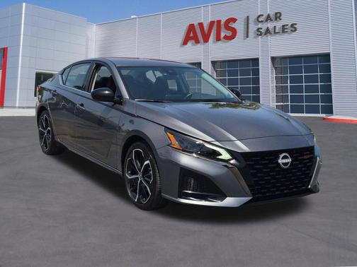 Gun Metallic 2025 Nissan Altima SR FWD