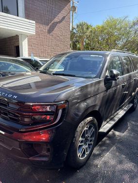 2025 Ford Expedition Max Active 4x4