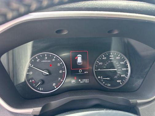Crystal White Pearl 2025 Subaru Ascent Premium 7-Passenger
