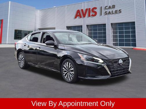 Super Black 2025 Nissan Altima 2.5 SV