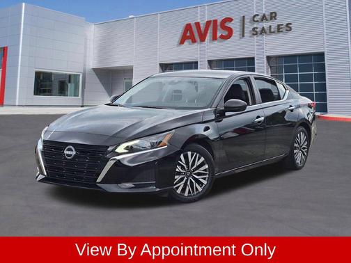 Super Black 2025 Nissan Altima 2.5 SV