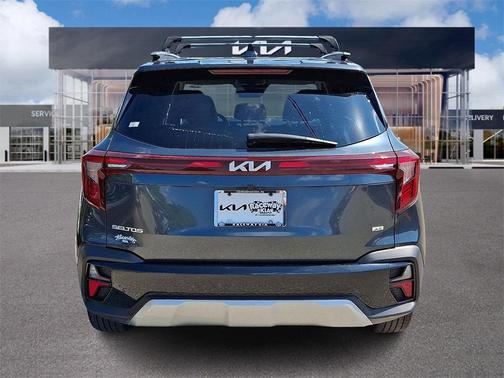 2024 Kia Seltos EX