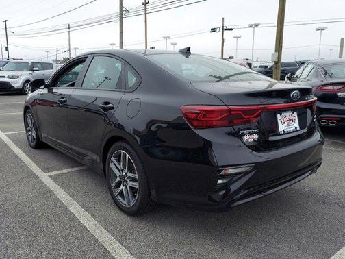 Photo 4 of 28 of 2019 Kia Forte S