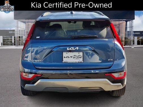 Mineral Blue 2023 Kia Niro Touring