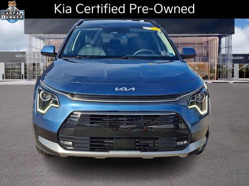 Mineral Blue 2023 Kia Niro Touring