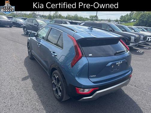 Mineral Blue 2023 Kia Niro Touring